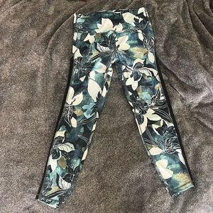 Athleta Floral Leggings